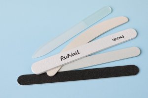 Пилки для ногтей: классификация, особенности применения и значение в уходе за руками